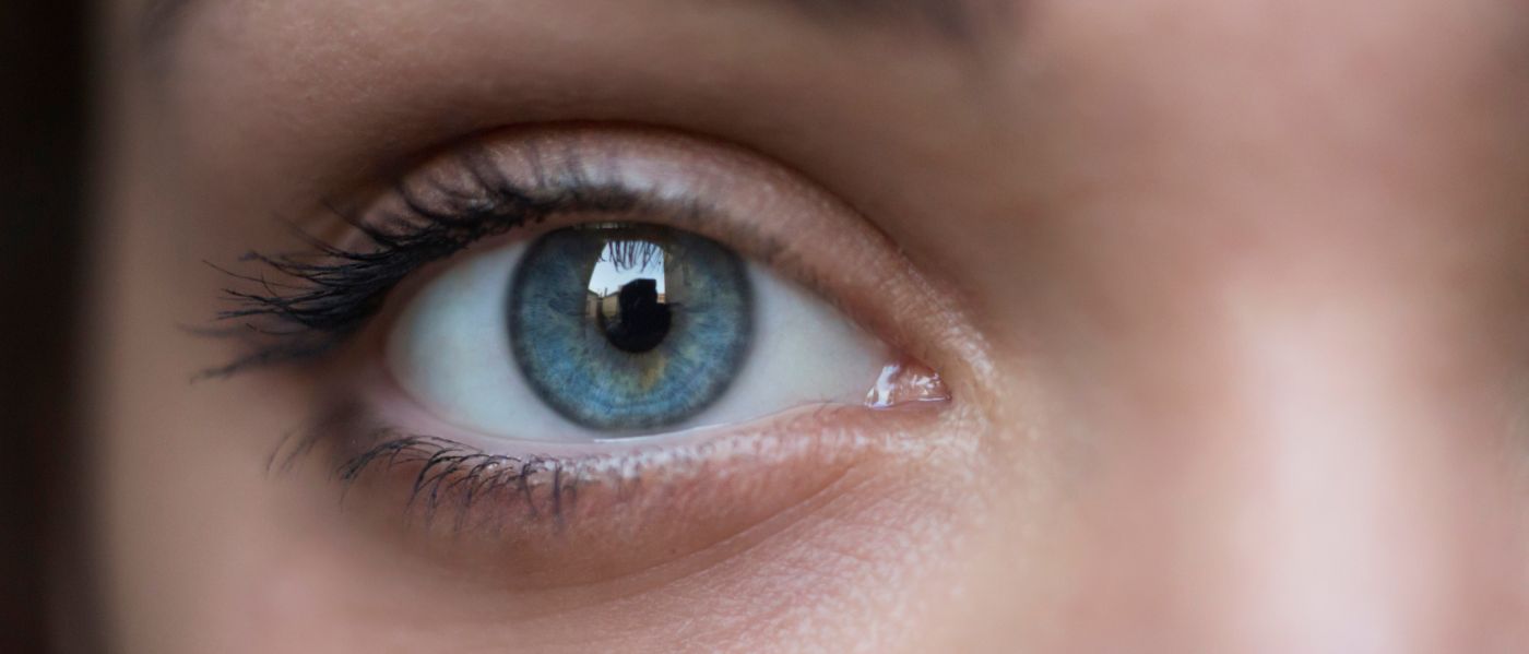 Blauen dunkelhäutige menschen augen mit Augenfarbe verändert?