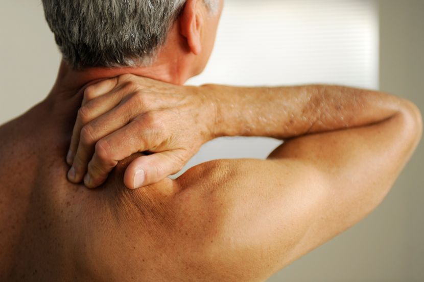 rheuma arthritis symptome fájdalom a jobb vállízületben emeléskor